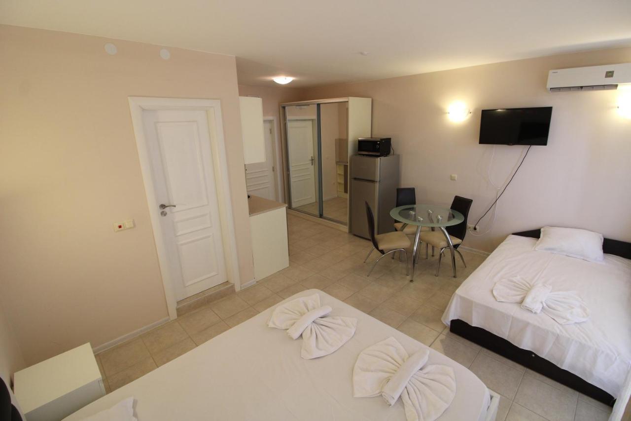 Menada Casa Del Sol Apartments Sluneční pobřeží Exteriér fotografie